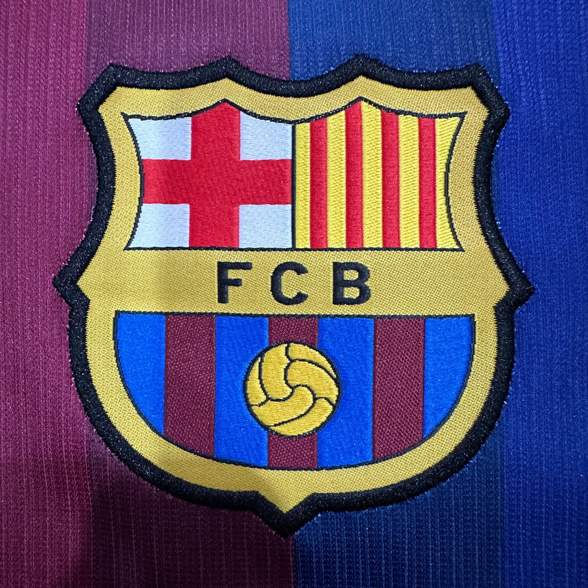 Barcelona Local 26/27 Versión Aficionado