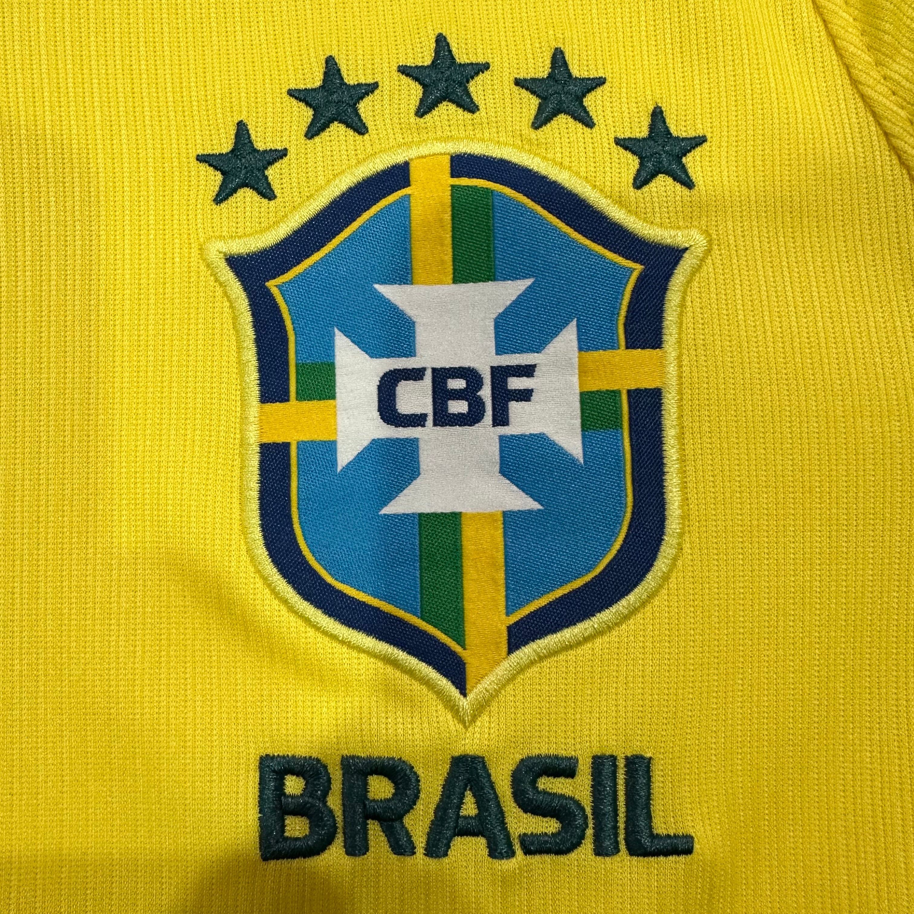 Jersey Local Brasil 26 Versión Aficionado Premium