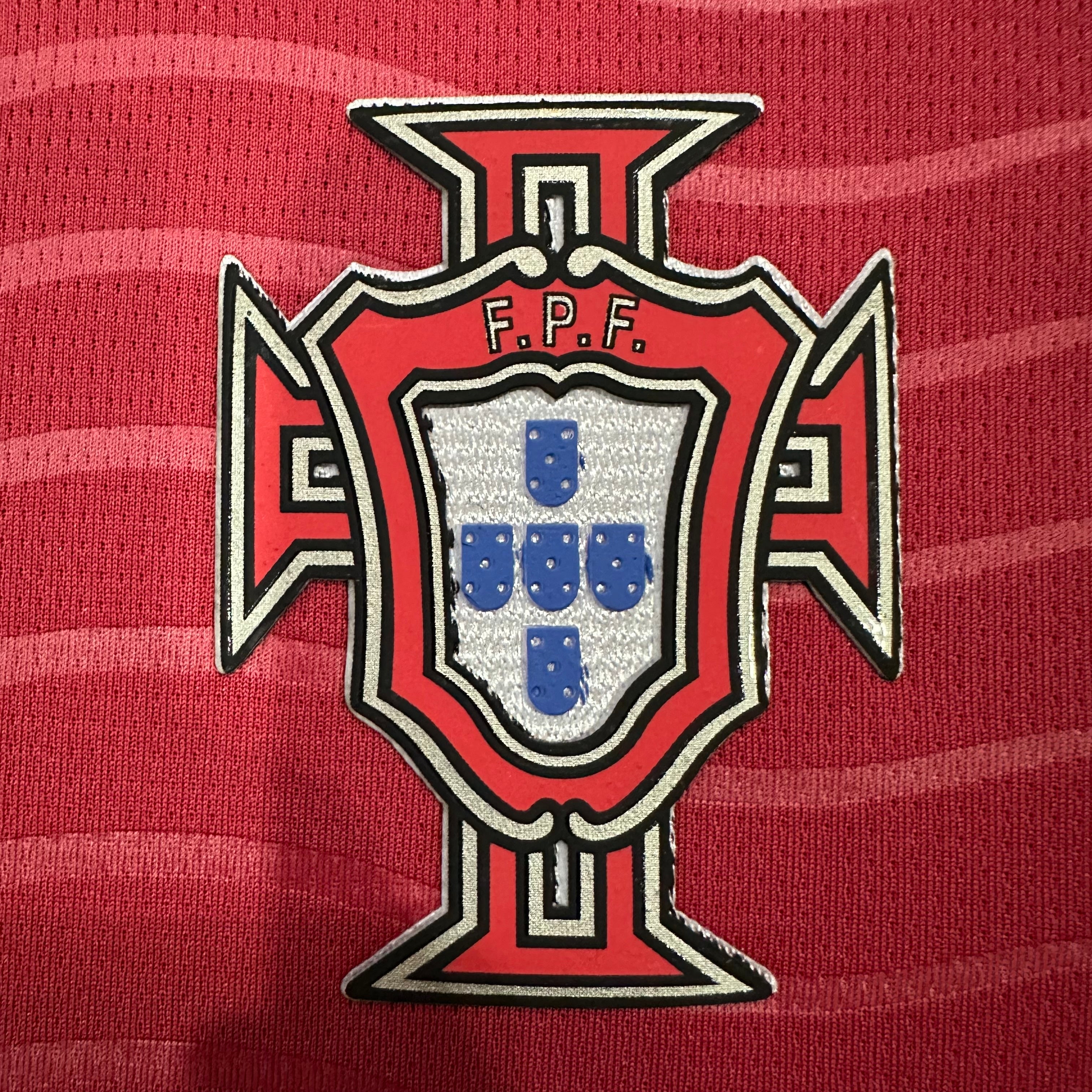 Jersey Local Portugal 26 Versión Aficionado Premium